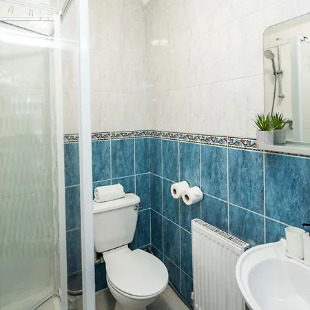 Serviced Apartment In Finchley Road London Exterior photo