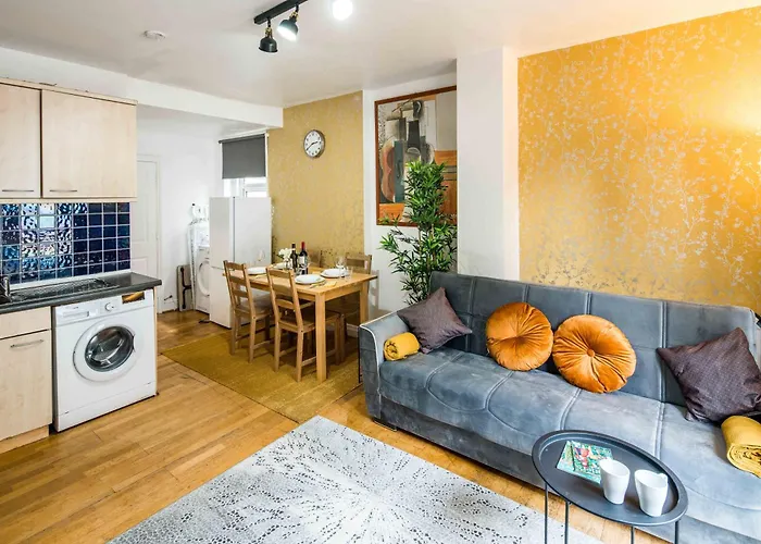 Serviced Apartment In Finchley Road